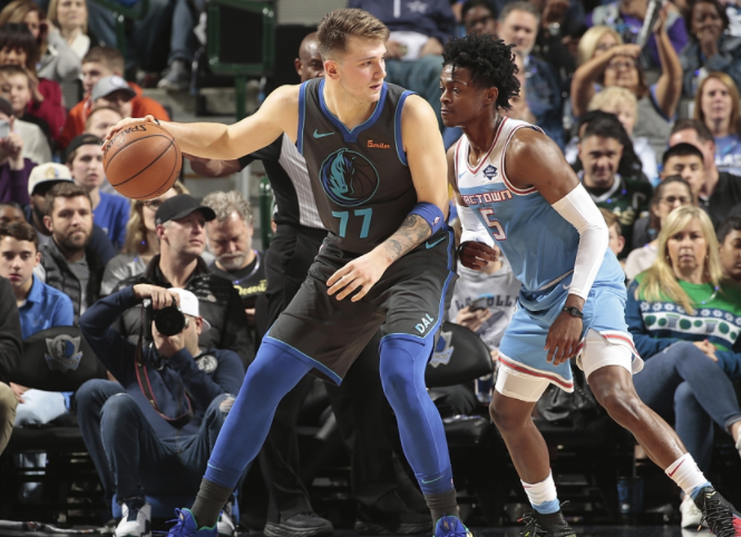 面对国际足 面对国际足