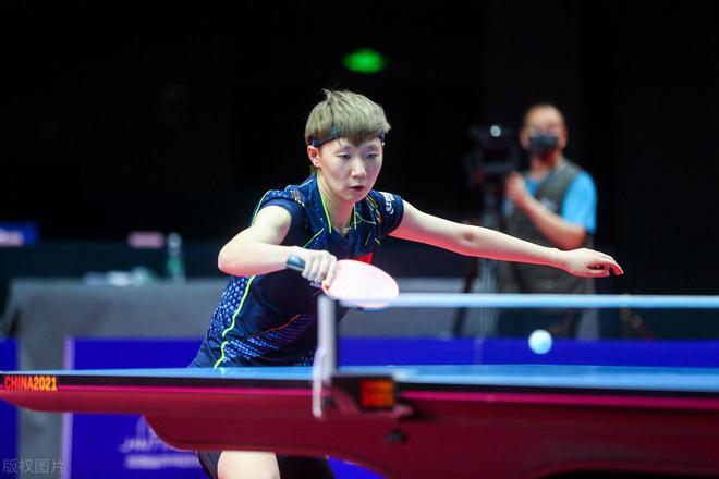 场硬仗中脱 场硬仗中脱