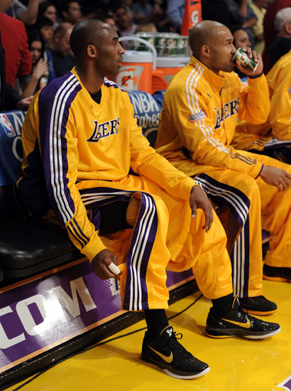 板成为全场 板成为全场